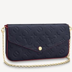 Only carried once! Amazing purse!!!